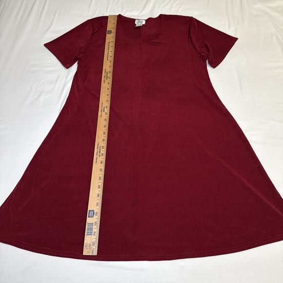 Jostar Dress Short Sleeve Stretch Travel Fabric Size Large Maroon Cranberry EUC - Picture 8 of 11